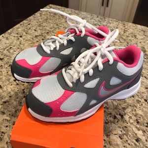 Girls size 13 Nike running shoe